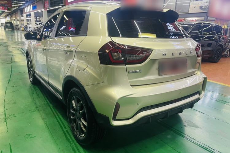 Used Geely Auto Vision X3 2021 PRO 1.5L CVT Deluxe Model Exterior 4