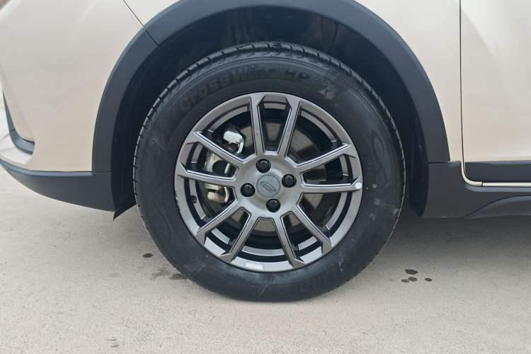 Used Geely Auto Vision X3 2021 PRO 1.5L CVT Deluxe Model Exterior 7