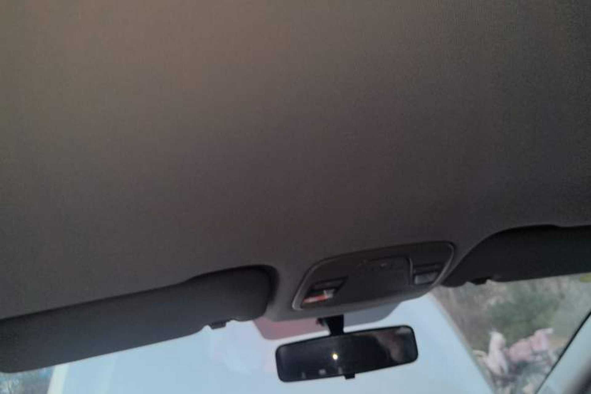 Used Geely Auto Vision X3 2021 PRO 1.5L Manual Elite Model Headliner