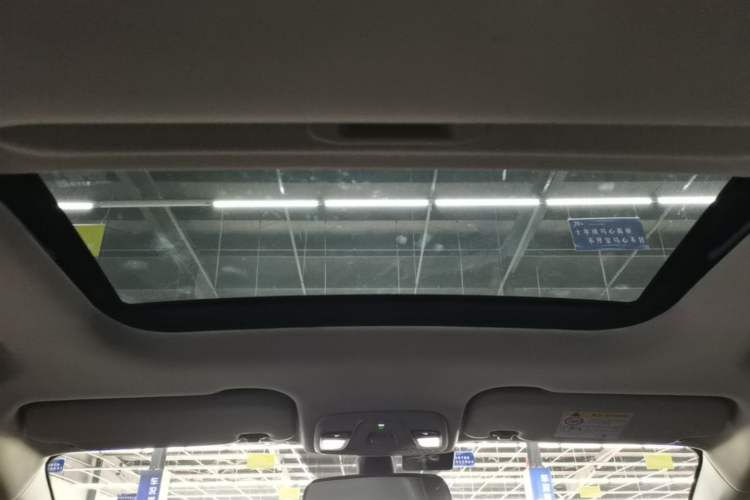 Used Geely Auto Vision X3 2021 PRO 1.5L CVT Deluxe Model Headliner