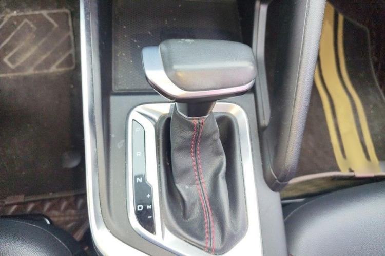 Used Geely Auto Vision X3 2021 PRO 1.5L CVT Deluxe Model Interior 2