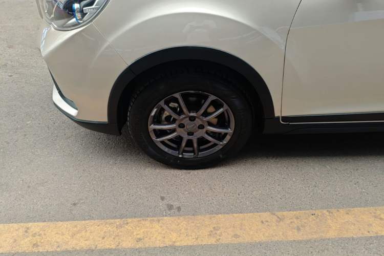 Used Geely Auto Vision X3 2021 PRO 1.5L CVT Deluxe Model Left Front Wheel Hub