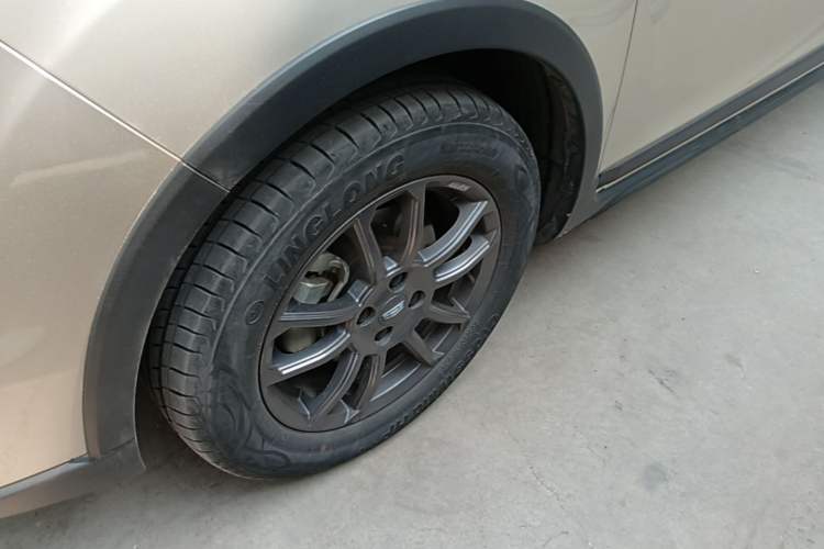 Used Geely Auto Vision X3 2021 PRO 1.5L CVT Deluxe Model Left Front Wheel Hub