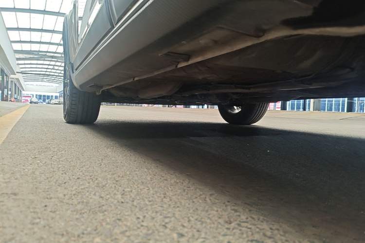 Used Geely Auto Vision X3 2021 PRO 1.5L CVT Deluxe Model Left Side Sill