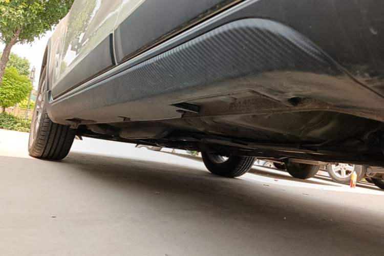 Used Geely Auto Vision X3 2021 PRO 1.5L CVT Deluxe Model Left Side Sill