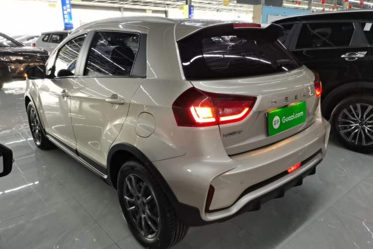 Used Geely Auto Vision X3 2021 PRO 1.5L CVT Deluxe Model Rear Left 45 Deg