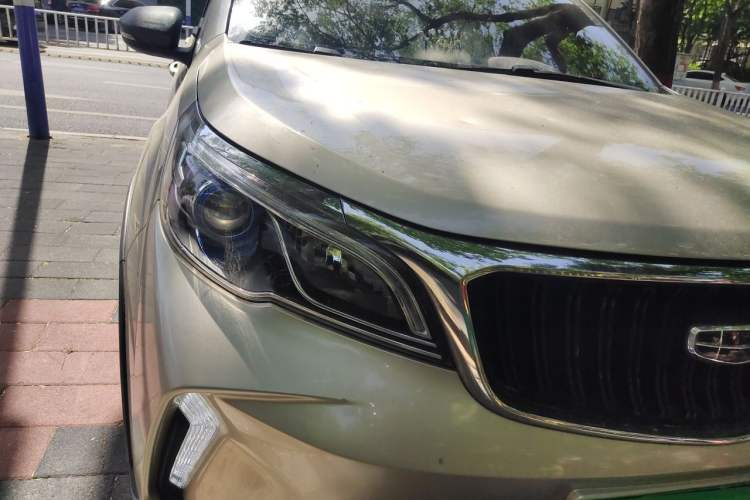 Used Geely Auto Vision X3 2021 PRO 1.5L CVT Deluxe Model Right Front Headlight