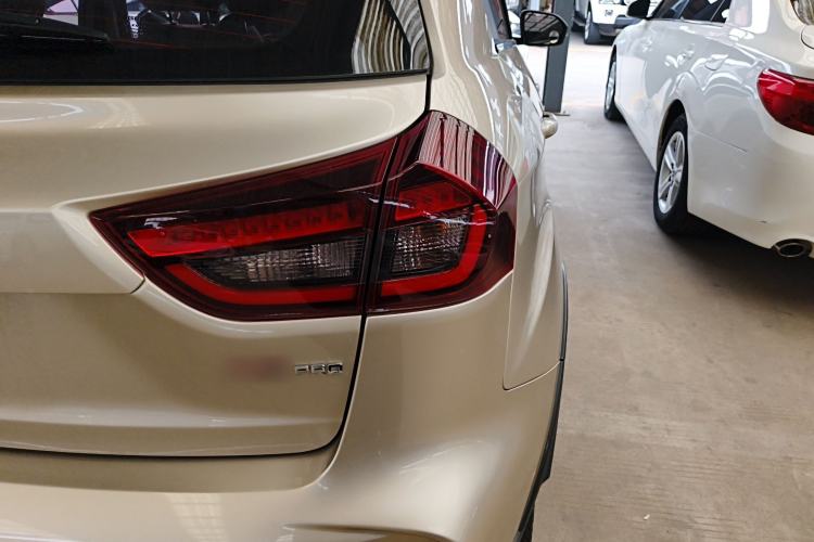 Used Geely Auto Vision X3 2021 PRO 1.5L CVT Deluxe Model Right Rear Taillight