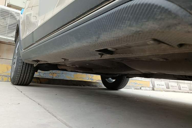Used Geely Auto Vision X3 2021 PRO 1.5L CVT Deluxe Model Right Side Sill