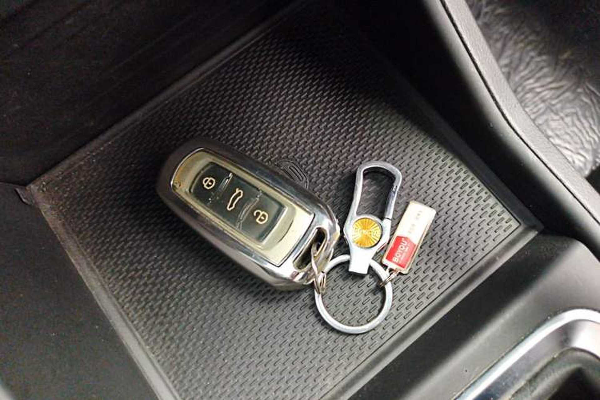 Used Geely Auto Vision X3 2021 PRO 1.5L CVT Deluxe Model Vehicle Key