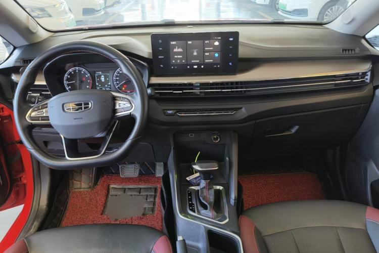 Used Geely Auto Vision X3 2021 PRO 1.5L CVT Deluxe Model Center Console