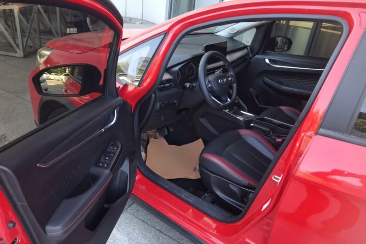 Used Geely Auto Vision X3 2021 PRO 1.5L CVT Deluxe Model Driver Seat