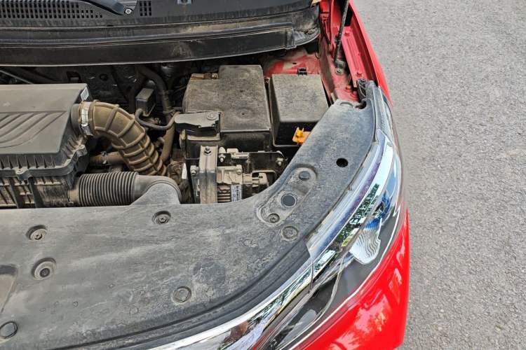 Used Geely Auto Vision X3 2021 PRO 1.5L CVT Deluxe Model Engine Bay Left
