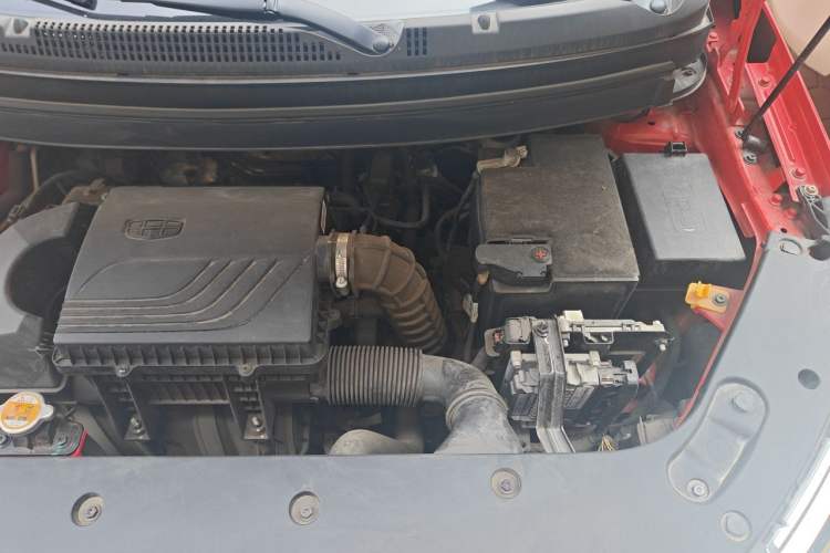 Used Geely Auto Vision X3 2021 PRO 1.5L CVT Deluxe Model Engine Bay Left