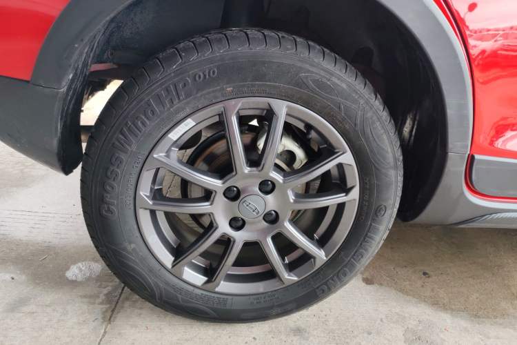 Used Geely Auto Vision X3 2021 PRO 1.5L CVT Deluxe Model Exterior 8