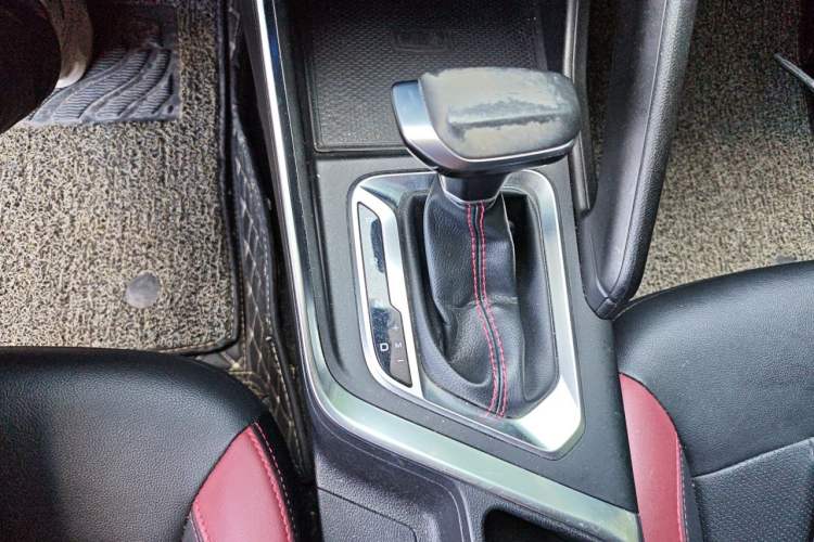 Used Geely Auto Vision X3 2021 PRO 1.5L CVT Deluxe Model Gear Lever