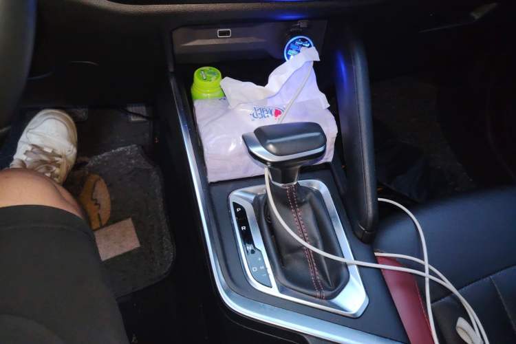 Used Geely Auto Vision X3 2021 PRO 1.5L CVT Deluxe Model Gear Lever