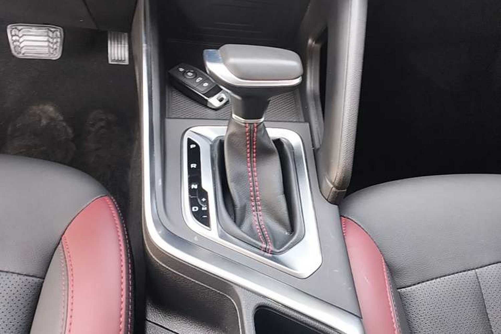 Used Geely Auto Vision X3 2021 PRO 1.5L CVT Deluxe Model Gear Lever