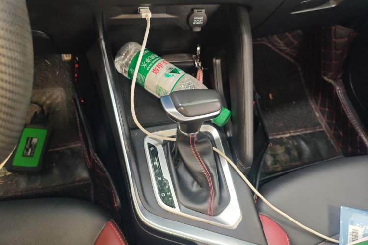 Used Geely Auto Vision X3 2021 PRO 1.5L CVT Deluxe Model Gear Lever