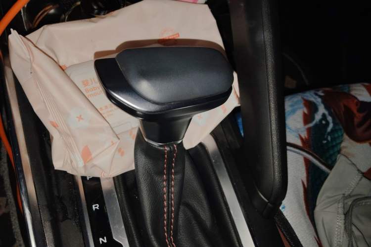 Used Geely Auto Vision X3 2021 PRO 1.5L CVT Deluxe Model Gear Lever