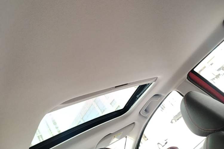 Used Geely Auto Vision X3 2021 PRO 1.5L CVT Deluxe Model Headliner