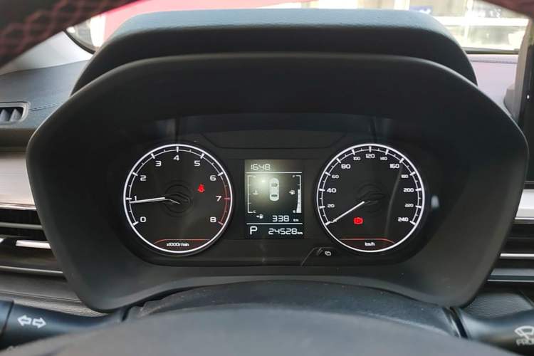 Used Geely Auto Vision X3 2021 PRO 1.5L CVT Deluxe Model Instrument Cluster