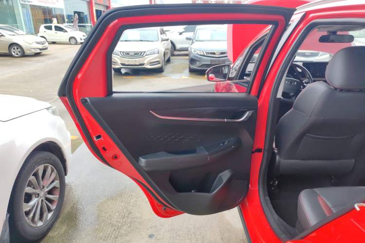 Used Geely Auto Vision X3 2021 PRO 1.5L CVT Deluxe Model Interior 8