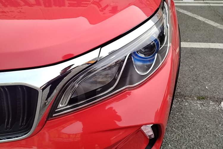 Used Geely Auto Vision X3 2021 PRO 1.5L CVT Deluxe Model Left Front Headlight