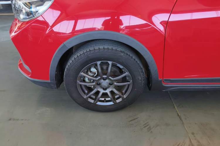 Used Geely Auto Vision X3 2021 PRO 1.5L CVT Deluxe Model Left Front Wheel Hub