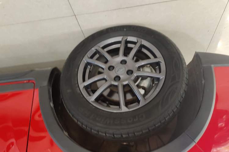 Used Geely Auto Vision X3 2021 PRO 1.5L CVT Deluxe Model Left Front Wheel Hub