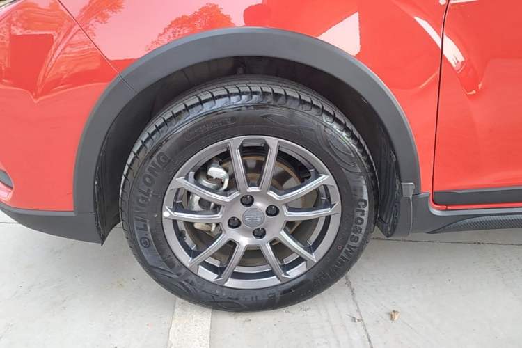 Used Geely Auto Vision X3 2021 PRO 1.5L CVT Deluxe Model Left Front Wheel Hub