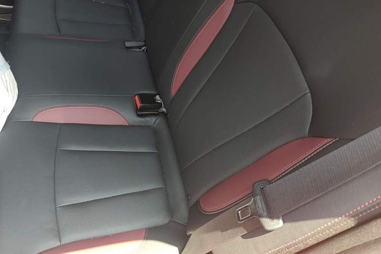 Used Geely Auto Vision X3 2021 PRO 1.5L CVT Deluxe Model Left Rear Seat