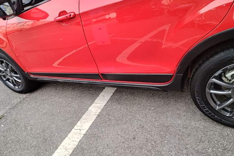 Used Geely Auto Vision X3 2021 PRO 1.5L CVT Deluxe Model Left Side Sill