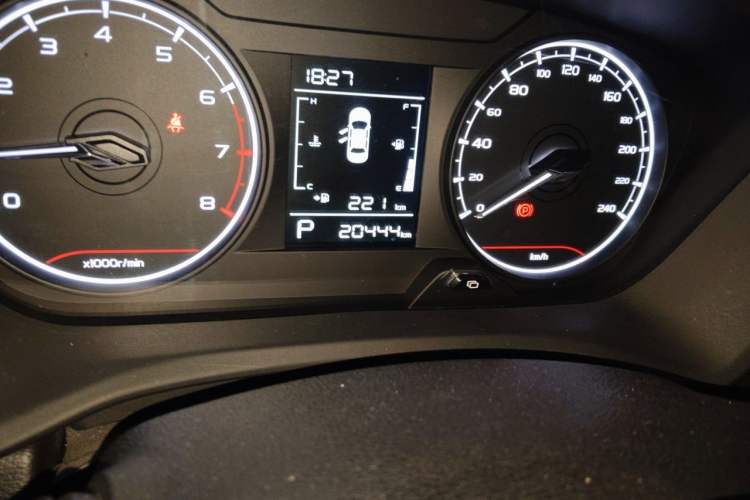 Used Geely Auto Vision X3 2021 PRO 1.5L CVT Deluxe Model Odometer Close Up