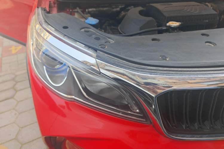 Used Geely Auto Vision X3 2021 PRO 1.5L CVT Deluxe Model Right Front Headlight