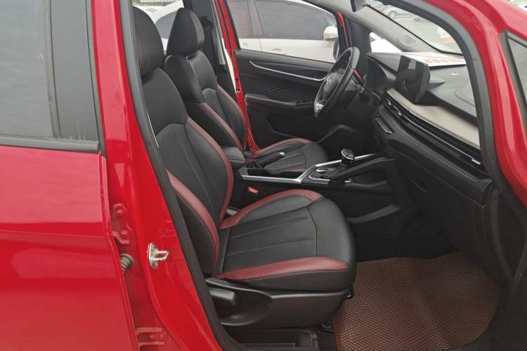 Used Geely Auto Vision X3 2021 PRO 1.5L CVT Deluxe Model Right Front Seat