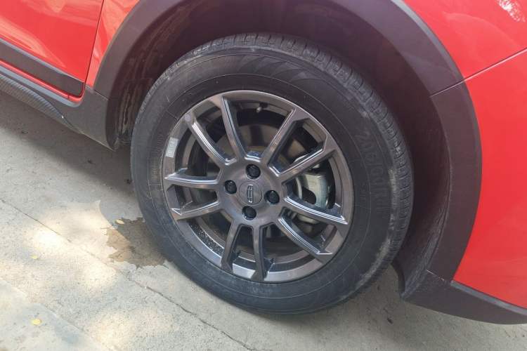 Used Geely Auto Vision X3 2021 PRO 1.5L CVT Deluxe Model Right Front Wheel Hub