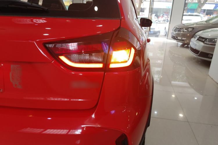 Used Geely Auto Vision X3 2021 PRO 1.5L CVT Deluxe Model Right Rear Taillight