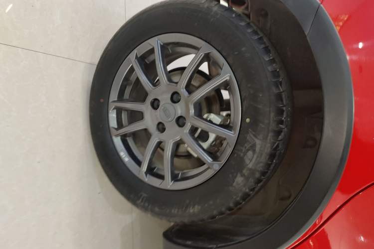 Used Geely Auto Vision X3 2021 PRO 1.5L CVT Deluxe Model Right Rear Wheel Hub