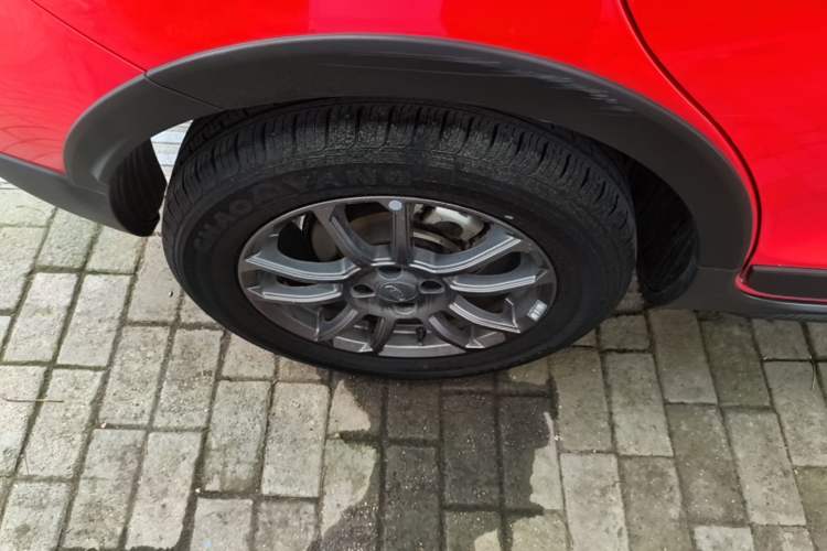 Used Geely Auto Vision X3 2021 PRO 1.5L CVT Deluxe Model Right Rear Wheel Hub