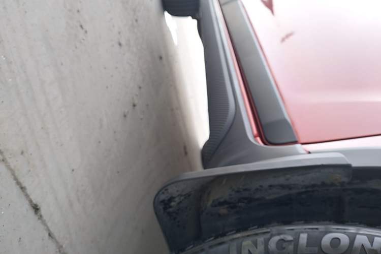 Used Geely Auto Vision X3 2021 PRO 1.5L CVT Deluxe Model Right Side Sill