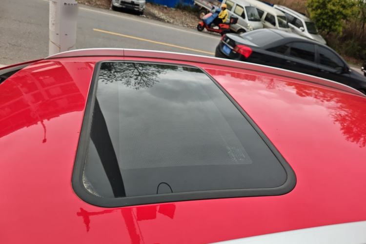 Used Geely Auto Vision X3 2021 PRO 1.5L CVT Deluxe Model Roof