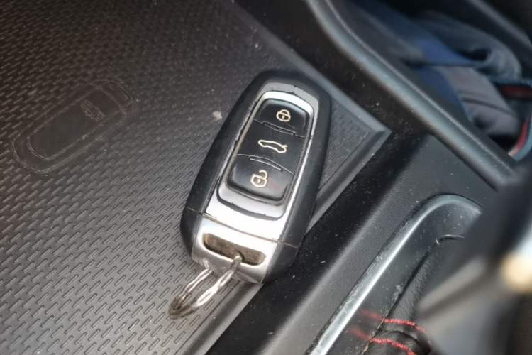 Used Geely Auto Vision X3 2021 PRO 1.5L CVT Deluxe Model Vehicle Key