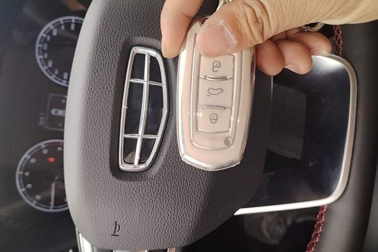Used Geely Auto Vision X3 2021 PRO 1.5L CVT Deluxe Model Vehicle Key