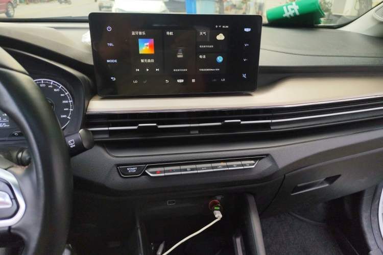 Used Geely Auto Vision X3 2021 PRO 1.5L CVT Deluxe Model Audio And AC Panel