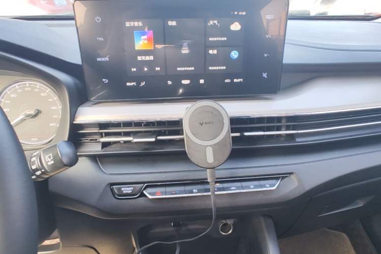 Used Geely Auto Vision X3 2021 PRO 1.5L CVT Deluxe Model Audio And AC Panel
