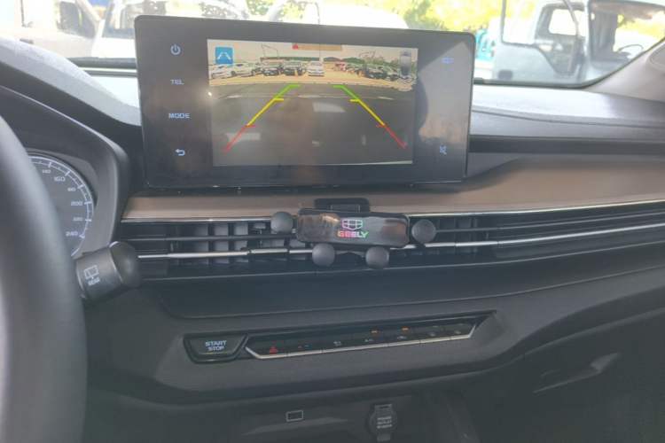 Used Geely Auto Vision X3 2021 PRO 1.5L CVT Deluxe Model Audio And AC Panel