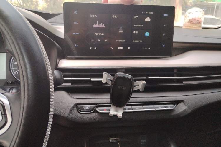 Used Geely Auto Vision X3 2021 PRO 1.5L CVT Deluxe Model Audio And AC Panel