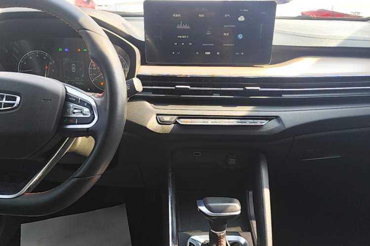Used Geely Auto Vision X3 2021 PRO 1.5L CVT Deluxe Model Audio And AC Panel