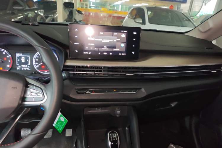 Used Geely Auto Vision X3 2021 PRO 1.5L Manual Elite Model Audio And AC Panel